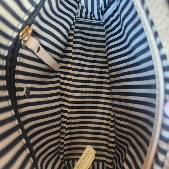 Kate Spade Cream Leather Crossbody Bag - Picture 10 of 10